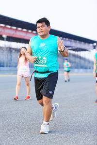 BIB: 50320
                            <button type="button" onclick="openModal(10474866)" class="btn btn-primary btn-sm float-right btn-popup" data-toggle="modal" data-target=".modal-high-quality">
                        <i class="fas fa-shopping-cart"></i> Add to Cart
                    </button>
                                            <button type="button" onclick="isThisMe(10474866, true)" class="btn btn-success btn-sm float-right btn-popup btn-isme hidden" data-toggle="tooltip" data-placement="bottom" title="นี่คือรูปของคุณใช่ไหม คลิกที่นี่เพื่อเอาเข้าอัลบั้ม">
                        <i class="fas fa-plus"></i> Add to album
                    </button>
                    <button type="button" onclick="isThisMe(10474866, false)" class="btn btn-warning btn-sm float-right btn-popup btn-isnotme hidden">
                        <i class="fas fa-ban"></i> Remove from album
                    </button>