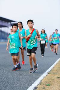 BIB: 51659, 50002
                            <button type="button" onclick="openModal(10464984)" class="btn btn-primary btn-sm float-right btn-popup" data-toggle="modal" data-target=".modal-high-quality">
                        <i class="fas fa-shopping-cart"></i> Add to Cart
                    </button>
                                            <button type="button" onclick="isThisMe(10464984, true)" class="btn btn-success btn-sm float-right btn-popup btn-isme hidden" data-toggle="tooltip" data-placement="bottom" title="นี่คือรูปของคุณใช่ไหม คลิกที่นี่เพื่อเอาเข้าอัลบั้ม">
                        <i class="fas fa-plus"></i> Add to album
                    </button>
                    <button type="button" onclick="isThisMe(10464984, false)" class="btn btn-warning btn-sm float-right btn-popup btn-isnotme hidden">
                        <i class="fas fa-ban"></i> Remove from album
                    </button>