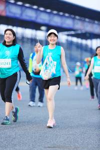 BIB: 51243
                            <button type="button" onclick="openModal(10498656)" class="btn btn-primary btn-sm float-right btn-popup" data-toggle="modal" data-target=".modal-high-quality">
                        <i class="fas fa-shopping-cart"></i> Add to Cart
                    </button>
                                            <button type="button" onclick="isThisMe(10498656, true)" class="btn btn-success btn-sm float-right btn-popup btn-isme hidden" data-toggle="tooltip" data-placement="bottom" title="นี่คือรูปของคุณใช่ไหม คลิกที่นี่เพื่อเอาเข้าอัลบั้ม">
                        <i class="fas fa-plus"></i> Add to album
                    </button>
                    <button type="button" onclick="isThisMe(10498656, false)" class="btn btn-warning btn-sm float-right btn-popup btn-isnotme hidden">
                        <i class="fas fa-ban"></i> Remove from album
                    </button>