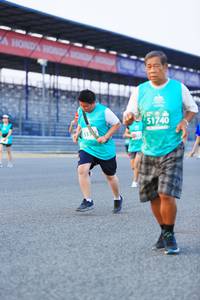 BIB: 51740, 533
                            <button type="button" onclick="openModal(10488971)" class="btn btn-primary btn-sm float-right btn-popup" data-toggle="modal" data-target=".modal-high-quality">
                        <i class="fas fa-shopping-cart"></i> Add to Cart
                    </button>
                                            <button type="button" onclick="isThisMe(10488971, true)" class="btn btn-success btn-sm float-right btn-popup btn-isme hidden" data-toggle="tooltip" data-placement="bottom" title="นี่คือรูปของคุณใช่ไหม คลิกที่นี่เพื่อเอาเข้าอัลบั้ม">
                        <i class="fas fa-plus"></i> Add to album
                    </button>
                    <button type="button" onclick="isThisMe(10488971, false)" class="btn btn-warning btn-sm float-right btn-popup btn-isnotme hidden">
                        <i class="fas fa-ban"></i> Remove from album
                    </button>