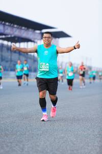 BIB: 52024
                            <button type="button" onclick="openModal(10476104)" class="btn btn-primary btn-sm float-right btn-popup" data-toggle="modal" data-target=".modal-high-quality">
                        <i class="fas fa-shopping-cart"></i> Add to Cart
                    </button>
                                            <button type="button" onclick="isThisMe(10476104, true)" class="btn btn-success btn-sm float-right btn-popup btn-isme hidden" data-toggle="tooltip" data-placement="bottom" title="นี่คือรูปของคุณใช่ไหม คลิกที่นี่เพื่อเอาเข้าอัลบั้ม">
                        <i class="fas fa-plus"></i> Add to album
                    </button>
                    <button type="button" onclick="isThisMe(10476104, false)" class="btn btn-warning btn-sm float-right btn-popup btn-isnotme hidden">
                        <i class="fas fa-ban"></i> Remove from album
                    </button>