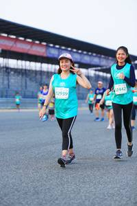 BIB: 2442, 2939
                            <button type="button" onclick="openModal(10490205)" class="btn btn-primary btn-sm float-right btn-popup" data-toggle="modal" data-target=".modal-high-quality">
                        <i class="fas fa-shopping-cart"></i> Add to Cart
                    </button>
                                            <button type="button" onclick="isThisMe(10490205, true)" class="btn btn-success btn-sm float-right btn-popup btn-isme hidden" data-toggle="tooltip" data-placement="bottom" title="นี่คือรูปของคุณใช่ไหม คลิกที่นี่เพื่อเอาเข้าอัลบั้ม">
                        <i class="fas fa-plus"></i> Add to album
                    </button>
                    <button type="button" onclick="isThisMe(10490205, false)" class="btn btn-warning btn-sm float-right btn-popup btn-isnotme hidden">
                        <i class="fas fa-ban"></i> Remove from album
                    </button>