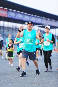 BIB: 50315, 52864, 8066
                            <button type="button" onclick="openModal(10491302)" class="btn btn-primary btn-sm float-right btn-popup" data-toggle="modal" data-target=".modal-high-quality">
                        <i class="fas fa-shopping-cart"></i> Add to Cart
                    </button>
                                            <button type="button" onclick="isThisMe(10491302, true)" class="btn btn-success btn-sm float-right btn-popup btn-isme hidden" data-toggle="tooltip" data-placement="bottom" title="นี่คือรูปของคุณใช่ไหม คลิกที่นี่เพื่อเอาเข้าอัลบั้ม">
                        <i class="fas fa-plus"></i> Add to album
                    </button>
                    <button type="button" onclick="isThisMe(10491302, false)" class="btn btn-warning btn-sm float-right btn-popup btn-isnotme hidden">
                        <i class="fas fa-ban"></i> Remove from album
                    </button>