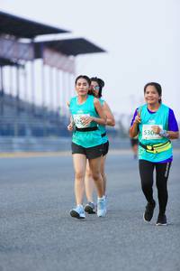 BIB: 530
                            <button type="button" onclick="openModal(10452894)" class="btn btn-primary btn-sm float-right btn-popup" data-toggle="modal" data-target=".modal-high-quality">
                        <i class="fas fa-shopping-cart"></i> Add to Cart
                    </button>
                                            <button type="button" onclick="isThisMe(10452894, true)" class="btn btn-success btn-sm float-right btn-popup btn-isme hidden" data-toggle="tooltip" data-placement="bottom" title="นี่คือรูปของคุณใช่ไหม คลิกที่นี่เพื่อเอาเข้าอัลบั้ม">
                        <i class="fas fa-plus"></i> Add to album
                    </button>
                    <button type="button" onclick="isThisMe(10452894, false)" class="btn btn-warning btn-sm float-right btn-popup btn-isnotme hidden">
                        <i class="fas fa-ban"></i> Remove from album
                    </button>