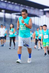 BIB: 50434
                            <button type="button" onclick="openModal(10490042)" class="btn btn-primary btn-sm float-right btn-popup" data-toggle="modal" data-target=".modal-high-quality">
                        <i class="fas fa-shopping-cart"></i> Add to Cart
                    </button>
                                            <button type="button" onclick="isThisMe(10490042, true)" class="btn btn-success btn-sm float-right btn-popup btn-isme hidden" data-toggle="tooltip" data-placement="bottom" title="นี่คือรูปของคุณใช่ไหม คลิกที่นี่เพื่อเอาเข้าอัลบั้ม">
                        <i class="fas fa-plus"></i> Add to album
                    </button>
                    <button type="button" onclick="isThisMe(10490042, false)" class="btn btn-warning btn-sm float-right btn-popup btn-isnotme hidden">
                        <i class="fas fa-ban"></i> Remove from album
                    </button>