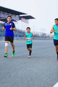 BIB: 519
                            <button type="button" onclick="openModal(10449110)" class="btn btn-primary btn-sm float-right btn-popup" data-toggle="modal" data-target=".modal-high-quality">
                        <i class="fas fa-shopping-cart"></i> Add to Cart
                    </button>
                                            <button type="button" onclick="isThisMe(10449110, true)" class="btn btn-success btn-sm float-right btn-popup btn-isme hidden" data-toggle="tooltip" data-placement="bottom" title="นี่คือรูปของคุณใช่ไหม คลิกที่นี่เพื่อเอาเข้าอัลบั้ม">
                        <i class="fas fa-plus"></i> Add to album
                    </button>
                    <button type="button" onclick="isThisMe(10449110, false)" class="btn btn-warning btn-sm float-right btn-popup btn-isnotme hidden">
                        <i class="fas fa-ban"></i> Remove from album
                    </button>