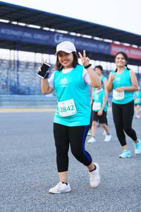 BIB: 582, 2842
                            <button type="button" onclick="openModal(10495179)" class="btn btn-primary btn-sm float-right btn-popup" data-toggle="modal" data-target=".modal-high-quality">
                        <i class="fas fa-shopping-cart"></i> Add to Cart
                    </button>
                                            <button type="button" onclick="isThisMe(10495179, true)" class="btn btn-success btn-sm float-right btn-popup btn-isme hidden" data-toggle="tooltip" data-placement="bottom" title="นี่คือรูปของคุณใช่ไหม คลิกที่นี่เพื่อเอาเข้าอัลบั้ม">
                        <i class="fas fa-plus"></i> Add to album
                    </button>
                    <button type="button" onclick="isThisMe(10495179, false)" class="btn btn-warning btn-sm float-right btn-popup btn-isnotme hidden">
                        <i class="fas fa-ban"></i> Remove from album
                    </button>