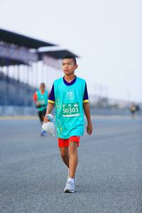 BIB: 50303
                            <button type="button" onclick="openModal(10452820)" class="btn btn-primary btn-sm float-right btn-popup" data-toggle="modal" data-target=".modal-high-quality">
                        <i class="fas fa-shopping-cart"></i> Add to Cart
                    </button>
                                            <button type="button" onclick="isThisMe(10452820, true)" class="btn btn-success btn-sm float-right btn-popup btn-isme hidden" data-toggle="tooltip" data-placement="bottom" title="นี่คือรูปของคุณใช่ไหม คลิกที่นี่เพื่อเอาเข้าอัลบั้ม">
                        <i class="fas fa-plus"></i> Add to album
                    </button>
                    <button type="button" onclick="isThisMe(10452820, false)" class="btn btn-warning btn-sm float-right btn-popup btn-isnotme hidden">
                        <i class="fas fa-ban"></i> Remove from album
                    </button>