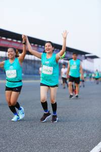 BIB: 50826, 0757
                            <button type="button" onclick="openModal(10475191)" class="btn btn-primary btn-sm float-right btn-popup" data-toggle="modal" data-target=".modal-high-quality">
                        <i class="fas fa-shopping-cart"></i> Add to Cart
                    </button>
                                            <button type="button" onclick="isThisMe(10475191, true)" class="btn btn-success btn-sm float-right btn-popup btn-isme hidden" data-toggle="tooltip" data-placement="bottom" title="นี่คือรูปของคุณใช่ไหม คลิกที่นี่เพื่อเอาเข้าอัลบั้ม">
                        <i class="fas fa-plus"></i> Add to album
                    </button>
                    <button type="button" onclick="isThisMe(10475191, false)" class="btn btn-warning btn-sm float-right btn-popup btn-isnotme hidden">
                        <i class="fas fa-ban"></i> Remove from album
                    </button>