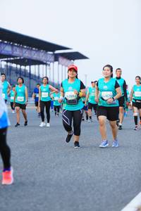 BIB: 52882, 52875
                            <button type="button" onclick="openModal(10491083)" class="btn btn-primary btn-sm float-right btn-popup" data-toggle="modal" data-target=".modal-high-quality">
                        <i class="fas fa-shopping-cart"></i> Add to Cart
                    </button>
                                            <button type="button" onclick="isThisMe(10491083, true)" class="btn btn-success btn-sm float-right btn-popup btn-isme hidden" data-toggle="tooltip" data-placement="bottom" title="นี่คือรูปของคุณใช่ไหม คลิกที่นี่เพื่อเอาเข้าอัลบั้ม">
                        <i class="fas fa-plus"></i> Add to album
                    </button>
                    <button type="button" onclick="isThisMe(10491083, false)" class="btn btn-warning btn-sm float-right btn-popup btn-isnotme hidden">
                        <i class="fas fa-ban"></i> Remove from album
                    </button>