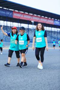 BIB: 51097, 50400, 51225
                            <button type="button" onclick="openModal(10505239)" class="btn btn-primary btn-sm float-right btn-popup" data-toggle="modal" data-target=".modal-high-quality">
                        <i class="fas fa-shopping-cart"></i> Add to Cart
                    </button>
                                            <button type="button" onclick="isThisMe(10505239, true)" class="btn btn-success btn-sm float-right btn-popup btn-isme hidden" data-toggle="tooltip" data-placement="bottom" title="นี่คือรูปของคุณใช่ไหม คลิกที่นี่เพื่อเอาเข้าอัลบั้ม">
                        <i class="fas fa-plus"></i> Add to album
                    </button>
                    <button type="button" onclick="isThisMe(10505239, false)" class="btn btn-warning btn-sm float-right btn-popup btn-isnotme hidden">
                        <i class="fas fa-ban"></i> Remove from album
                    </button>