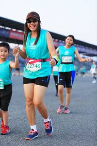 BIB: 530, 2746
                            <button type="button" onclick="openModal(10489543)" class="btn btn-primary btn-sm float-right btn-popup" data-toggle="modal" data-target=".modal-high-quality">
                        <i class="fas fa-shopping-cart"></i> Add to Cart
                    </button>
                                            <button type="button" onclick="isThisMe(10489543, true)" class="btn btn-success btn-sm float-right btn-popup btn-isme hidden" data-toggle="tooltip" data-placement="bottom" title="นี่คือรูปของคุณใช่ไหม คลิกที่นี่เพื่อเอาเข้าอัลบั้ม">
                        <i class="fas fa-plus"></i> Add to album
                    </button>
                    <button type="button" onclick="isThisMe(10489543, false)" class="btn btn-warning btn-sm float-right btn-popup btn-isnotme hidden">
                        <i class="fas fa-ban"></i> Remove from album
                    </button>