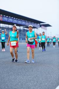 BIB: 52585, 52533
                            <button type="button" onclick="openModal(10494431)" class="btn btn-primary btn-sm float-right btn-popup" data-toggle="modal" data-target=".modal-high-quality">
                        <i class="fas fa-shopping-cart"></i> Add to Cart
                    </button>
                                            <button type="button" onclick="isThisMe(10494431, true)" class="btn btn-success btn-sm float-right btn-popup btn-isme hidden" data-toggle="tooltip" data-placement="bottom" title="นี่คือรูปของคุณใช่ไหม คลิกที่นี่เพื่อเอาเข้าอัลบั้ม">
                        <i class="fas fa-plus"></i> Add to album
                    </button>
                    <button type="button" onclick="isThisMe(10494431, false)" class="btn btn-warning btn-sm float-right btn-popup btn-isnotme hidden">
                        <i class="fas fa-ban"></i> Remove from album
                    </button>