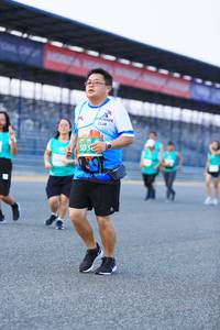 BIB: 503
                            <button type="button" onclick="openModal(10490811)" class="btn btn-primary btn-sm float-right btn-popup" data-toggle="modal" data-target=".modal-high-quality">
                        <i class="fas fa-shopping-cart"></i> Add to Cart
                    </button>
                                            <button type="button" onclick="isThisMe(10490811, true)" class="btn btn-success btn-sm float-right btn-popup btn-isme hidden" data-toggle="tooltip" data-placement="bottom" title="นี่คือรูปของคุณใช่ไหม คลิกที่นี่เพื่อเอาเข้าอัลบั้ม">
                        <i class="fas fa-plus"></i> Add to album
                    </button>
                    <button type="button" onclick="isThisMe(10490811, false)" class="btn btn-warning btn-sm float-right btn-popup btn-isnotme hidden">
                        <i class="fas fa-ban"></i> Remove from album
                    </button>