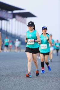 BIB: 50500, 1320
                            <button type="button" onclick="openModal(10488812)" class="btn btn-primary btn-sm float-right btn-popup" data-toggle="modal" data-target=".modal-high-quality">
                        <i class="fas fa-shopping-cart"></i> Add to Cart
                    </button>
                                            <button type="button" onclick="isThisMe(10488812, true)" class="btn btn-success btn-sm float-right btn-popup btn-isme hidden" data-toggle="tooltip" data-placement="bottom" title="นี่คือรูปของคุณใช่ไหม คลิกที่นี่เพื่อเอาเข้าอัลบั้ม">
                        <i class="fas fa-plus"></i> Add to album
                    </button>
                    <button type="button" onclick="isThisMe(10488812, false)" class="btn btn-warning btn-sm float-right btn-popup btn-isnotme hidden">
                        <i class="fas fa-ban"></i> Remove from album
                    </button>