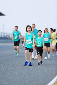 BIB: 32500, 52218, 51506
                            <button type="button" onclick="openModal(10453104)" class="btn btn-primary btn-sm float-right btn-popup" data-toggle="modal" data-target=".modal-high-quality">
                        <i class="fas fa-shopping-cart"></i> Add to Cart
                    </button>
                                            <button type="button" onclick="isThisMe(10453104, true)" class="btn btn-success btn-sm float-right btn-popup btn-isme hidden" data-toggle="tooltip" data-placement="bottom" title="นี่คือรูปของคุณใช่ไหม คลิกที่นี่เพื่อเอาเข้าอัลบั้ม">
                        <i class="fas fa-plus"></i> Add to album
                    </button>
                    <button type="button" onclick="isThisMe(10453104, false)" class="btn btn-warning btn-sm float-right btn-popup btn-isnotme hidden">
                        <i class="fas fa-ban"></i> Remove from album
                    </button>