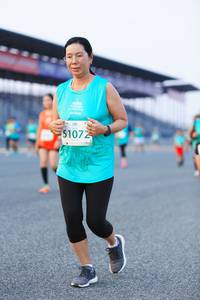 BIB: 1072
                            <button type="button" onclick="openModal(10488317)" class="btn btn-primary btn-sm float-right btn-popup" data-toggle="modal" data-target=".modal-high-quality">
                        <i class="fas fa-shopping-cart"></i> Add to Cart
                    </button>
                                            <button type="button" onclick="isThisMe(10488317, true)" class="btn btn-success btn-sm float-right btn-popup btn-isme hidden" data-toggle="tooltip" data-placement="bottom" title="นี่คือรูปของคุณใช่ไหม คลิกที่นี่เพื่อเอาเข้าอัลบั้ม">
                        <i class="fas fa-plus"></i> Add to album
                    </button>
                    <button type="button" onclick="isThisMe(10488317, false)" class="btn btn-warning btn-sm float-right btn-popup btn-isnotme hidden">
                        <i class="fas fa-ban"></i> Remove from album
                    </button>