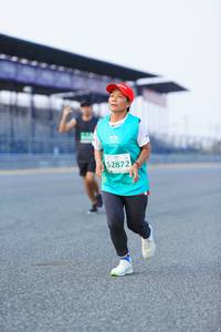 BIB: 52872
                            <button type="button" onclick="openModal(10450351)" class="btn btn-primary btn-sm float-right btn-popup" data-toggle="modal" data-target=".modal-high-quality">
                        <i class="fas fa-shopping-cart"></i> Add to Cart
                    </button>
                                            <button type="button" onclick="isThisMe(10450351, true)" class="btn btn-success btn-sm float-right btn-popup btn-isme hidden" data-toggle="tooltip" data-placement="bottom" title="นี่คือรูปของคุณใช่ไหม คลิกที่นี่เพื่อเอาเข้าอัลบั้ม">
                        <i class="fas fa-plus"></i> Add to album
                    </button>
                    <button type="button" onclick="isThisMe(10450351, false)" class="btn btn-warning btn-sm float-right btn-popup btn-isnotme hidden">
                        <i class="fas fa-ban"></i> Remove from album
                    </button>