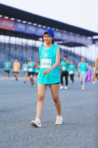 BIB: 1018
                            <button type="button" onclick="openModal(10490321)" class="btn btn-primary btn-sm float-right btn-popup" data-toggle="modal" data-target=".modal-high-quality">
                        <i class="fas fa-shopping-cart"></i> Add to Cart
                    </button>
                                            <button type="button" onclick="isThisMe(10490321, true)" class="btn btn-success btn-sm float-right btn-popup btn-isme hidden" data-toggle="tooltip" data-placement="bottom" title="นี่คือรูปของคุณใช่ไหม คลิกที่นี่เพื่อเอาเข้าอัลบั้ม">
                        <i class="fas fa-plus"></i> Add to album
                    </button>
                    <button type="button" onclick="isThisMe(10490321, false)" class="btn btn-warning btn-sm float-right btn-popup btn-isnotme hidden">
                        <i class="fas fa-ban"></i> Remove from album
                    </button>