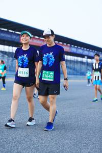 BIB: 51116, 51645
                            <button type="button" onclick="openModal(10504918)" class="btn btn-primary btn-sm float-right btn-popup" data-toggle="modal" data-target=".modal-high-quality">
                        <i class="fas fa-shopping-cart"></i> Add to Cart
                    </button>
                                            <button type="button" onclick="isThisMe(10504918, true)" class="btn btn-success btn-sm float-right btn-popup btn-isme hidden" data-toggle="tooltip" data-placement="bottom" title="นี่คือรูปของคุณใช่ไหม คลิกที่นี่เพื่อเอาเข้าอัลบั้ม">
                        <i class="fas fa-plus"></i> Add to album
                    </button>
                    <button type="button" onclick="isThisMe(10504918, false)" class="btn btn-warning btn-sm float-right btn-popup btn-isnotme hidden">
                        <i class="fas fa-ban"></i> Remove from album
                    </button>