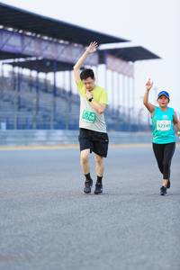 BIB: 1788, 52349
                            <button type="button" onclick="openModal(10460530)" class="btn btn-primary btn-sm float-right btn-popup" data-toggle="modal" data-target=".modal-high-quality">
                        <i class="fas fa-shopping-cart"></i> Add to Cart
                    </button>
                                            <button type="button" onclick="isThisMe(10460530, true)" class="btn btn-success btn-sm float-right btn-popup btn-isme hidden" data-toggle="tooltip" data-placement="bottom" title="นี่คือรูปของคุณใช่ไหม คลิกที่นี่เพื่อเอาเข้าอัลบั้ม">
                        <i class="fas fa-plus"></i> Add to album
                    </button>
                    <button type="button" onclick="isThisMe(10460530, false)" class="btn btn-warning btn-sm float-right btn-popup btn-isnotme hidden">
                        <i class="fas fa-ban"></i> Remove from album
                    </button>