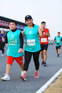 BIB: 52652, 51958, 51109
                            <button type="button" onclick="openModal(10489951)" class="btn btn-primary btn-sm float-right btn-popup" data-toggle="modal" data-target=".modal-high-quality">
                        <i class="fas fa-shopping-cart"></i> Add to Cart
                    </button>
                                            <button type="button" onclick="isThisMe(10489951, true)" class="btn btn-success btn-sm float-right btn-popup btn-isme hidden" data-toggle="tooltip" data-placement="bottom" title="นี่คือรูปของคุณใช่ไหม คลิกที่นี่เพื่อเอาเข้าอัลบั้ม">
                        <i class="fas fa-plus"></i> Add to album
                    </button>
                    <button type="button" onclick="isThisMe(10489951, false)" class="btn btn-warning btn-sm float-right btn-popup btn-isnotme hidden">
                        <i class="fas fa-ban"></i> Remove from album
                    </button>