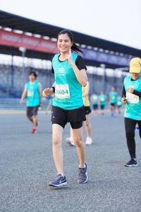 BIB: 0604, 1173
                            <button type="button" onclick="openModal(10486474)" class="btn btn-primary btn-sm float-right btn-popup" data-toggle="modal" data-target=".modal-high-quality">
                        <i class="fas fa-shopping-cart"></i> Add to Cart
                    </button>
                                            <button type="button" onclick="isThisMe(10486474, true)" class="btn btn-success btn-sm float-right btn-popup btn-isme hidden" data-toggle="tooltip" data-placement="bottom" title="นี่คือรูปของคุณใช่ไหม คลิกที่นี่เพื่อเอาเข้าอัลบั้ม">
                        <i class="fas fa-plus"></i> Add to album
                    </button>
                    <button type="button" onclick="isThisMe(10486474, false)" class="btn btn-warning btn-sm float-right btn-popup btn-isnotme hidden">
                        <i class="fas fa-ban"></i> Remove from album
                    </button>