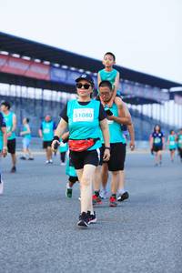 BIB: 1080
                            <button type="button" onclick="openModal(10496949)" class="btn btn-primary btn-sm float-right btn-popup" data-toggle="modal" data-target=".modal-high-quality">
                        <i class="fas fa-shopping-cart"></i> Add to Cart
                    </button>
                                            <button type="button" onclick="isThisMe(10496949, true)" class="btn btn-success btn-sm float-right btn-popup btn-isme hidden" data-toggle="tooltip" data-placement="bottom" title="นี่คือรูปของคุณใช่ไหม คลิกที่นี่เพื่อเอาเข้าอัลบั้ม">
                        <i class="fas fa-plus"></i> Add to album
                    </button>
                    <button type="button" onclick="isThisMe(10496949, false)" class="btn btn-warning btn-sm float-right btn-popup btn-isnotme hidden">
                        <i class="fas fa-ban"></i> Remove from album
                    </button>