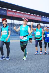 BIB: 50844, 52697, 1148
                            <button type="button" onclick="openModal(10502409)" class="btn btn-primary btn-sm float-right btn-popup" data-toggle="modal" data-target=".modal-high-quality">
                        <i class="fas fa-shopping-cart"></i> Add to Cart
                    </button>
                                            <button type="button" onclick="isThisMe(10502409, true)" class="btn btn-success btn-sm float-right btn-popup btn-isme hidden" data-toggle="tooltip" data-placement="bottom" title="นี่คือรูปของคุณใช่ไหม คลิกที่นี่เพื่อเอาเข้าอัลบั้ม">
                        <i class="fas fa-plus"></i> Add to album
                    </button>
                    <button type="button" onclick="isThisMe(10502409, false)" class="btn btn-warning btn-sm float-right btn-popup btn-isnotme hidden">
                        <i class="fas fa-ban"></i> Remove from album
                    </button>