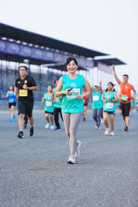 BIB: 0788
                            <button type="button" onclick="openModal(10476040)" class="btn btn-primary btn-sm float-right btn-popup" data-toggle="modal" data-target=".modal-high-quality">
                        <i class="fas fa-shopping-cart"></i> Add to Cart
                    </button>
                                            <button type="button" onclick="isThisMe(10476040, true)" class="btn btn-success btn-sm float-right btn-popup btn-isme hidden" data-toggle="tooltip" data-placement="bottom" title="นี่คือรูปของคุณใช่ไหม คลิกที่นี่เพื่อเอาเข้าอัลบั้ม">
                        <i class="fas fa-plus"></i> Add to album
                    </button>
                    <button type="button" onclick="isThisMe(10476040, false)" class="btn btn-warning btn-sm float-right btn-popup btn-isnotme hidden">
                        <i class="fas fa-ban"></i> Remove from album
                    </button>