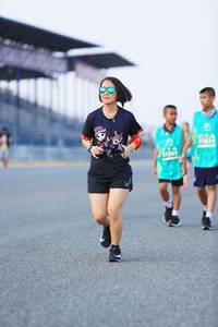 BIB: 1634, 1565
                            <button type="button" onclick="openModal(10452657)" class="btn btn-primary btn-sm float-right btn-popup" data-toggle="modal" data-target=".modal-high-quality">
                        <i class="fas fa-shopping-cart"></i> Add to Cart
                    </button>
                                            <button type="button" onclick="isThisMe(10452657, true)" class="btn btn-success btn-sm float-right btn-popup btn-isme hidden" data-toggle="tooltip" data-placement="bottom" title="นี่คือรูปของคุณใช่ไหม คลิกที่นี่เพื่อเอาเข้าอัลบั้ม">
                        <i class="fas fa-plus"></i> Add to album
                    </button>
                    <button type="button" onclick="isThisMe(10452657, false)" class="btn btn-warning btn-sm float-right btn-popup btn-isnotme hidden">
                        <i class="fas fa-ban"></i> Remove from album
                    </button>