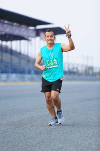 BIB: 52075
                            <button type="button" onclick="openModal(10449677)" class="btn btn-primary btn-sm float-right btn-popup" data-toggle="modal" data-target=".modal-high-quality">
                        <i class="fas fa-shopping-cart"></i> Add to Cart
                    </button>
                                            <button type="button" onclick="isThisMe(10449677, true)" class="btn btn-success btn-sm float-right btn-popup btn-isme hidden" data-toggle="tooltip" data-placement="bottom" title="นี่คือรูปของคุณใช่ไหม คลิกที่นี่เพื่อเอาเข้าอัลบั้ม">
                        <i class="fas fa-plus"></i> Add to album
                    </button>
                    <button type="button" onclick="isThisMe(10449677, false)" class="btn btn-warning btn-sm float-right btn-popup btn-isnotme hidden">
                        <i class="fas fa-ban"></i> Remove from album
                    </button>