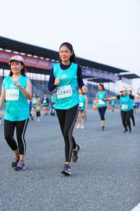 BIB: 52939, 52442
                            <button type="button" onclick="openModal(10490217)" class="btn btn-primary btn-sm float-right btn-popup" data-toggle="modal" data-target=".modal-high-quality">
                        <i class="fas fa-shopping-cart"></i> Add to Cart
                    </button>
                                            <button type="button" onclick="isThisMe(10490217, true)" class="btn btn-success btn-sm float-right btn-popup btn-isme hidden" data-toggle="tooltip" data-placement="bottom" title="นี่คือรูปของคุณใช่ไหม คลิกที่นี่เพื่อเอาเข้าอัลบั้ม">
                        <i class="fas fa-plus"></i> Add to album
                    </button>
                    <button type="button" onclick="isThisMe(10490217, false)" class="btn btn-warning btn-sm float-right btn-popup btn-isnotme hidden">
                        <i class="fas fa-ban"></i> Remove from album
                    </button>