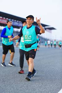 BIB: 51767
                            <button type="button" onclick="openModal(10489982)" class="btn btn-primary btn-sm float-right btn-popup" data-toggle="modal" data-target=".modal-high-quality">
                        <i class="fas fa-shopping-cart"></i> Add to Cart
                    </button>
                                            <button type="button" onclick="isThisMe(10489982, true)" class="btn btn-success btn-sm float-right btn-popup btn-isme hidden" data-toggle="tooltip" data-placement="bottom" title="นี่คือรูปของคุณใช่ไหม คลิกที่นี่เพื่อเอาเข้าอัลบั้ม">
                        <i class="fas fa-plus"></i> Add to album
                    </button>
                    <button type="button" onclick="isThisMe(10489982, false)" class="btn btn-warning btn-sm float-right btn-popup btn-isnotme hidden">
                        <i class="fas fa-ban"></i> Remove from album
                    </button>