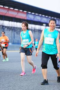 BIB: 52363, 0565
                            <button type="button" onclick="openModal(10489662)" class="btn btn-primary btn-sm float-right btn-popup" data-toggle="modal" data-target=".modal-high-quality">
                        <i class="fas fa-shopping-cart"></i> Add to Cart
                    </button>
                                            <button type="button" onclick="isThisMe(10489662, true)" class="btn btn-success btn-sm float-right btn-popup btn-isme hidden" data-toggle="tooltip" data-placement="bottom" title="นี่คือรูปของคุณใช่ไหม คลิกที่นี่เพื่อเอาเข้าอัลบั้ม">
                        <i class="fas fa-plus"></i> Add to album
                    </button>
                    <button type="button" onclick="isThisMe(10489662, false)" class="btn btn-warning btn-sm float-right btn-popup btn-isnotme hidden">
                        <i class="fas fa-ban"></i> Remove from album
                    </button>