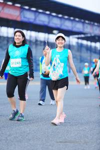 BIB: 51243
                            <button type="button" onclick="openModal(10498661)" class="btn btn-primary btn-sm float-right btn-popup" data-toggle="modal" data-target=".modal-high-quality">
                        <i class="fas fa-shopping-cart"></i> Add to Cart
                    </button>
                                            <button type="button" onclick="isThisMe(10498661, true)" class="btn btn-success btn-sm float-right btn-popup btn-isme hidden" data-toggle="tooltip" data-placement="bottom" title="นี่คือรูปของคุณใช่ไหม คลิกที่นี่เพื่อเอาเข้าอัลบั้ม">
                        <i class="fas fa-plus"></i> Add to album
                    </button>
                    <button type="button" onclick="isThisMe(10498661, false)" class="btn btn-warning btn-sm float-right btn-popup btn-isnotme hidden">
                        <i class="fas fa-ban"></i> Remove from album
                    </button>