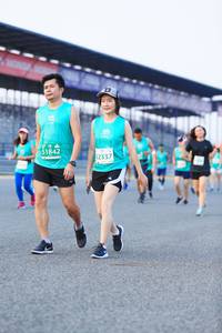 BIB: 1842, 2337
                            <button type="button" onclick="openModal(10484631)" class="btn btn-primary btn-sm float-right btn-popup" data-toggle="modal" data-target=".modal-high-quality">
                        <i class="fas fa-shopping-cart"></i> Add to Cart
                    </button>
                                            <button type="button" onclick="isThisMe(10484631, true)" class="btn btn-success btn-sm float-right btn-popup btn-isme hidden" data-toggle="tooltip" data-placement="bottom" title="นี่คือรูปของคุณใช่ไหม คลิกที่นี่เพื่อเอาเข้าอัลบั้ม">
                        <i class="fas fa-plus"></i> Add to album
                    </button>
                    <button type="button" onclick="isThisMe(10484631, false)" class="btn btn-warning btn-sm float-right btn-popup btn-isnotme hidden">
                        <i class="fas fa-ban"></i> Remove from album
                    </button>