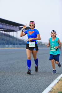 BIB: 50605, 51592
                            <button type="button" onclick="openModal(10451854)" class="btn btn-primary btn-sm float-right btn-popup" data-toggle="modal" data-target=".modal-high-quality">
                        <i class="fas fa-shopping-cart"></i> Add to Cart
                    </button>
                                            <button type="button" onclick="isThisMe(10451854, true)" class="btn btn-success btn-sm float-right btn-popup btn-isme hidden" data-toggle="tooltip" data-placement="bottom" title="นี่คือรูปของคุณใช่ไหม คลิกที่นี่เพื่อเอาเข้าอัลบั้ม">
                        <i class="fas fa-plus"></i> Add to album
                    </button>
                    <button type="button" onclick="isThisMe(10451854, false)" class="btn btn-warning btn-sm float-right btn-popup btn-isnotme hidden">
                        <i class="fas fa-ban"></i> Remove from album
                    </button>