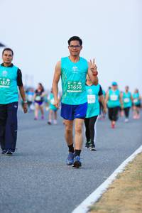 BIB: 1872, 51650, 929
                            <button type="button" onclick="openModal(10494165)" class="btn btn-primary btn-sm float-right btn-popup" data-toggle="modal" data-target=".modal-high-quality">
                        <i class="fas fa-shopping-cart"></i> Add to Cart
                    </button>
                                            <button type="button" onclick="isThisMe(10494165, true)" class="btn btn-success btn-sm float-right btn-popup btn-isme hidden" data-toggle="tooltip" data-placement="bottom" title="นี่คือรูปของคุณใช่ไหม คลิกที่นี่เพื่อเอาเข้าอัลบั้ม">
                        <i class="fas fa-plus"></i> Add to album
                    </button>
                    <button type="button" onclick="isThisMe(10494165, false)" class="btn btn-warning btn-sm float-right btn-popup btn-isnotme hidden">
                        <i class="fas fa-ban"></i> Remove from album
                    </button>