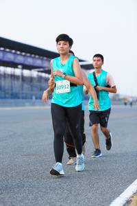 BIB: 50932
                            <button type="button" onclick="openModal(10453076)" class="btn btn-primary btn-sm float-right btn-popup" data-toggle="modal" data-target=".modal-high-quality">
                        <i class="fas fa-shopping-cart"></i> Add to Cart
                    </button>
                                            <button type="button" onclick="isThisMe(10453076, true)" class="btn btn-success btn-sm float-right btn-popup btn-isme hidden" data-toggle="tooltip" data-placement="bottom" title="นี่คือรูปของคุณใช่ไหม คลิกที่นี่เพื่อเอาเข้าอัลบั้ม">
                        <i class="fas fa-plus"></i> Add to album
                    </button>
                    <button type="button" onclick="isThisMe(10453076, false)" class="btn btn-warning btn-sm float-right btn-popup btn-isnotme hidden">
                        <i class="fas fa-ban"></i> Remove from album
                    </button>