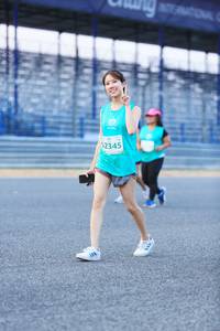 BIB: 2345
                            <button type="button" onclick="openModal(10496824)" class="btn btn-primary btn-sm float-right btn-popup" data-toggle="modal" data-target=".modal-high-quality">
                        <i class="fas fa-shopping-cart"></i> Add to Cart
                    </button>
                                            <button type="button" onclick="isThisMe(10496824, true)" class="btn btn-success btn-sm float-right btn-popup btn-isme hidden" data-toggle="tooltip" data-placement="bottom" title="นี่คือรูปของคุณใช่ไหม คลิกที่นี่เพื่อเอาเข้าอัลบั้ม">
                        <i class="fas fa-plus"></i> Add to album
                    </button>
                    <button type="button" onclick="isThisMe(10496824, false)" class="btn btn-warning btn-sm float-right btn-popup btn-isnotme hidden">
                        <i class="fas fa-ban"></i> Remove from album
                    </button>