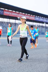 BIB: 53255
                            <button type="button" onclick="openModal(10477469)" class="btn btn-primary btn-sm float-right btn-popup" data-toggle="modal" data-target=".modal-high-quality">
                        <i class="fas fa-shopping-cart"></i> Add to Cart
                    </button>
                                            <button type="button" onclick="isThisMe(10477469, true)" class="btn btn-success btn-sm float-right btn-popup btn-isme hidden" data-toggle="tooltip" data-placement="bottom" title="นี่คือรูปของคุณใช่ไหม คลิกที่นี่เพื่อเอาเข้าอัลบั้ม">
                        <i class="fas fa-plus"></i> Add to album
                    </button>
                    <button type="button" onclick="isThisMe(10477469, false)" class="btn btn-warning btn-sm float-right btn-popup btn-isnotme hidden">
                        <i class="fas fa-ban"></i> Remove from album
                    </button>