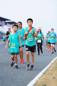 BIB: 50002, 1659
                            <button type="button" onclick="openModal(10464992)" class="btn btn-primary btn-sm float-right btn-popup" data-toggle="modal" data-target=".modal-high-quality">
                        <i class="fas fa-shopping-cart"></i> Add to Cart
                    </button>
                                            <button type="button" onclick="isThisMe(10464992, true)" class="btn btn-success btn-sm float-right btn-popup btn-isme hidden" data-toggle="tooltip" data-placement="bottom" title="นี่คือรูปของคุณใช่ไหม คลิกที่นี่เพื่อเอาเข้าอัลบั้ม">
                        <i class="fas fa-plus"></i> Add to album
                    </button>
                    <button type="button" onclick="isThisMe(10464992, false)" class="btn btn-warning btn-sm float-right btn-popup btn-isnotme hidden">
                        <i class="fas fa-ban"></i> Remove from album
                    </button>