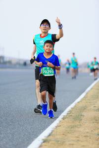 BIB: 70295
                            <button type="button" onclick="openModal(10449979)" class="btn btn-primary btn-sm float-right btn-popup" data-toggle="modal" data-target=".modal-high-quality">
                        <i class="fas fa-shopping-cart"></i> Add to Cart
                    </button>
                                            <button type="button" onclick="isThisMe(10449979, true)" class="btn btn-success btn-sm float-right btn-popup btn-isme hidden" data-toggle="tooltip" data-placement="bottom" title="นี่คือรูปของคุณใช่ไหม คลิกที่นี่เพื่อเอาเข้าอัลบั้ม">
                        <i class="fas fa-plus"></i> Add to album
                    </button>
                    <button type="button" onclick="isThisMe(10449979, false)" class="btn btn-warning btn-sm float-right btn-popup btn-isnotme hidden">
                        <i class="fas fa-ban"></i> Remove from album
                    </button>