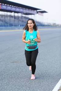 BIB: 542
                            <button type="button" onclick="openModal(10448559)" class="btn btn-primary btn-sm float-right btn-popup" data-toggle="modal" data-target=".modal-high-quality">
                        <i class="fas fa-shopping-cart"></i> Add to Cart
                    </button>
                                            <button type="button" onclick="isThisMe(10448559, true)" class="btn btn-success btn-sm float-right btn-popup btn-isme hidden" data-toggle="tooltip" data-placement="bottom" title="นี่คือรูปของคุณใช่ไหม คลิกที่นี่เพื่อเอาเข้าอัลบั้ม">
                        <i class="fas fa-plus"></i> Add to album
                    </button>
                    <button type="button" onclick="isThisMe(10448559, false)" class="btn btn-warning btn-sm float-right btn-popup btn-isnotme hidden">
                        <i class="fas fa-ban"></i> Remove from album
                    </button>