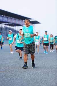 BIB: 51740
                            <button type="button" onclick="openModal(10488932)" class="btn btn-primary btn-sm float-right btn-popup" data-toggle="modal" data-target=".modal-high-quality">
                        <i class="fas fa-shopping-cart"></i> Add to Cart
                    </button>
                                            <button type="button" onclick="isThisMe(10488932, true)" class="btn btn-success btn-sm float-right btn-popup btn-isme hidden" data-toggle="tooltip" data-placement="bottom" title="นี่คือรูปของคุณใช่ไหม คลิกที่นี่เพื่อเอาเข้าอัลบั้ม">
                        <i class="fas fa-plus"></i> Add to album
                    </button>
                    <button type="button" onclick="isThisMe(10488932, false)" class="btn btn-warning btn-sm float-right btn-popup btn-isnotme hidden">
                        <i class="fas fa-ban"></i> Remove from album
                    </button>