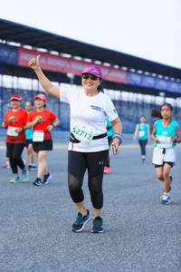 BIB: 0617, 52712
                            <button type="button" onclick="openModal(10495682)" class="btn btn-primary btn-sm float-right btn-popup" data-toggle="modal" data-target=".modal-high-quality">
                        <i class="fas fa-shopping-cart"></i> Add to Cart
                    </button>
                                            <button type="button" onclick="isThisMe(10495682, true)" class="btn btn-success btn-sm float-right btn-popup btn-isme hidden" data-toggle="tooltip" data-placement="bottom" title="นี่คือรูปของคุณใช่ไหม คลิกที่นี่เพื่อเอาเข้าอัลบั้ม">
                        <i class="fas fa-plus"></i> Add to album
                    </button>
                    <button type="button" onclick="isThisMe(10495682, false)" class="btn btn-warning btn-sm float-right btn-popup btn-isnotme hidden">
                        <i class="fas fa-ban"></i> Remove from album
                    </button>