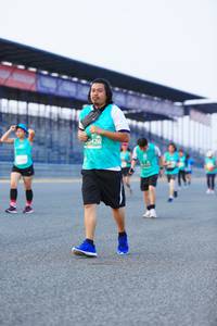 BIB: 50426
                            <button type="button" onclick="openModal(10483955)" class="btn btn-primary btn-sm float-right btn-popup" data-toggle="modal" data-target=".modal-high-quality">
                        <i class="fas fa-shopping-cart"></i> Add to Cart
                    </button>
                                            <button type="button" onclick="isThisMe(10483955, true)" class="btn btn-success btn-sm float-right btn-popup btn-isme hidden" data-toggle="tooltip" data-placement="bottom" title="นี่คือรูปของคุณใช่ไหม คลิกที่นี่เพื่อเอาเข้าอัลบั้ม">
                        <i class="fas fa-plus"></i> Add to album
                    </button>
                    <button type="button" onclick="isThisMe(10483955, false)" class="btn btn-warning btn-sm float-right btn-popup btn-isnotme hidden">
                        <i class="fas fa-ban"></i> Remove from album
                    </button>