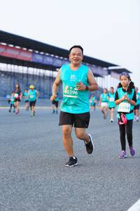 BIB: 50396, 0554
                            <button type="button" onclick="openModal(10485083)" class="btn btn-primary btn-sm float-right btn-popup" data-toggle="modal" data-target=".modal-high-quality">
                        <i class="fas fa-shopping-cart"></i> Add to Cart
                    </button>
                                            <button type="button" onclick="isThisMe(10485083, true)" class="btn btn-success btn-sm float-right btn-popup btn-isme hidden" data-toggle="tooltip" data-placement="bottom" title="นี่คือรูปของคุณใช่ไหม คลิกที่นี่เพื่อเอาเข้าอัลบั้ม">
                        <i class="fas fa-plus"></i> Add to album
                    </button>
                    <button type="button" onclick="isThisMe(10485083, false)" class="btn btn-warning btn-sm float-right btn-popup btn-isnotme hidden">
                        <i class="fas fa-ban"></i> Remove from album
                    </button>