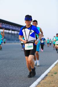 BIB: 51088
                            <button type="button" onclick="openModal(10486064)" class="btn btn-primary btn-sm float-right btn-popup" data-toggle="modal" data-target=".modal-high-quality">
                        <i class="fas fa-shopping-cart"></i> Add to Cart
                    </button>
                                            <button type="button" onclick="isThisMe(10486064, true)" class="btn btn-success btn-sm float-right btn-popup btn-isme hidden" data-toggle="tooltip" data-placement="bottom" title="นี่คือรูปของคุณใช่ไหม คลิกที่นี่เพื่อเอาเข้าอัลบั้ม">
                        <i class="fas fa-plus"></i> Add to album
                    </button>
                    <button type="button" onclick="isThisMe(10486064, false)" class="btn btn-warning btn-sm float-right btn-popup btn-isnotme hidden">
                        <i class="fas fa-ban"></i> Remove from album
                    </button>